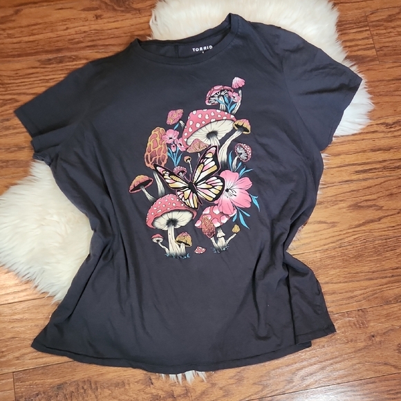 torrid Tops - Torrid 100%Cotton Classic Fit Mushroom Graphic Tshirt